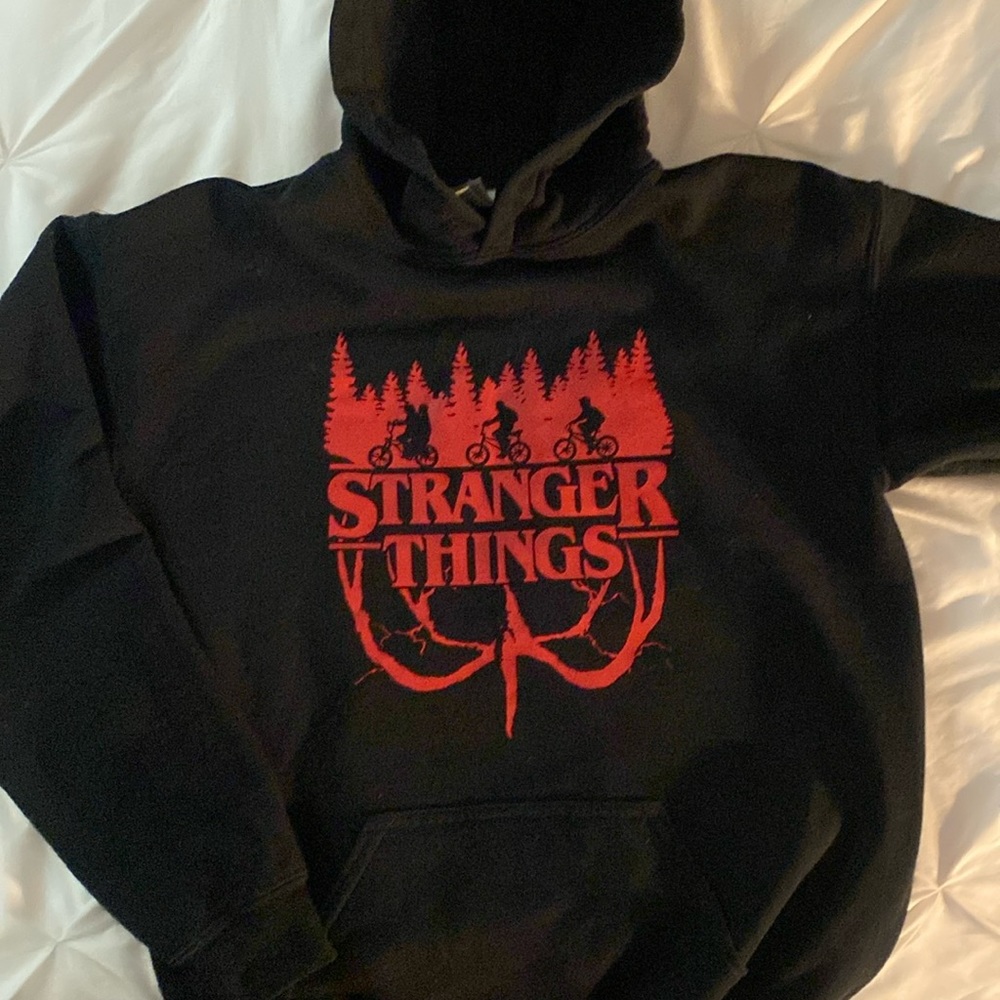 Black Heavy Blend Stranger Things Hoodie